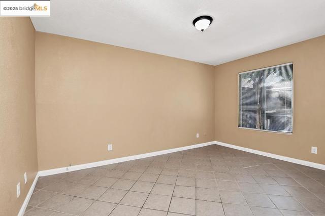 3104 Cedar Ct, Antioch CA: https://media.crmls.org/mediaz/1bc53208-c4bf-4de6-b298-19736422d844.jpg