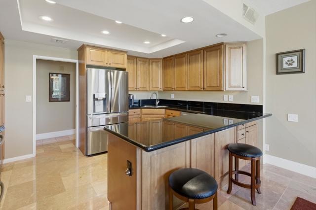 910 Island Drive #206, Rancho Mirage, CA 92270