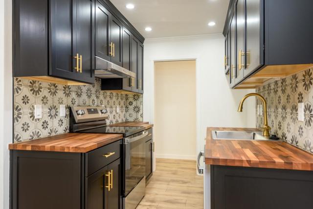 280 Easy Street, Mountain View CA: https://media.crmls.org/mediaz/1bc686ed-17bd-445b-a242-44dc86a8dddd.jpg