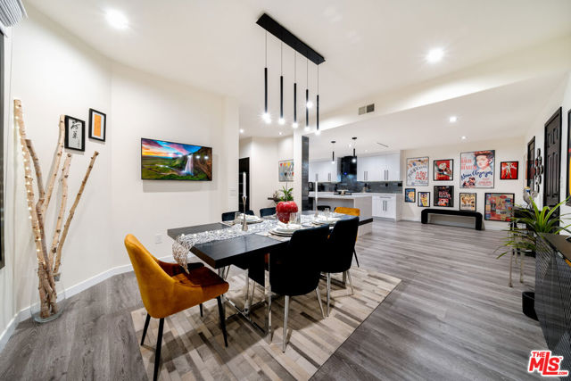 4392 Park Paloma, Calabasas CA: https://media.crmls.org/mediaz/1bc68ea0-5104-4e92-b65f-a6156e836a37.jpg