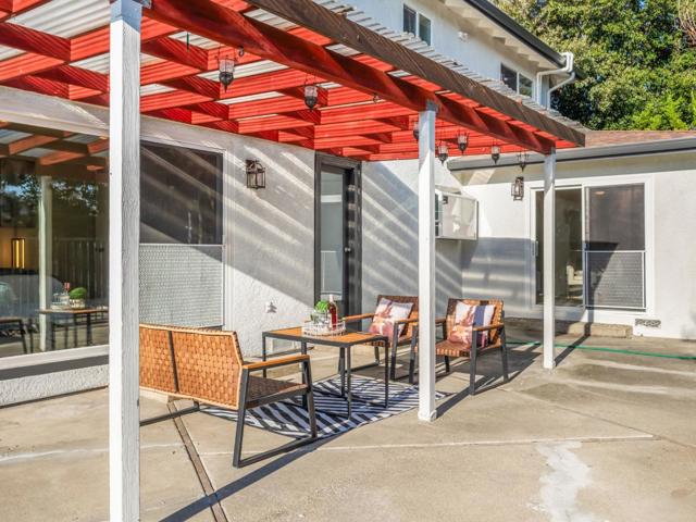 37640 Hyacinth St, Newark CA: https://media.crmls.org/mediaz/1bc82afd-70ed-40ec-9b28-10a640873537.jpg