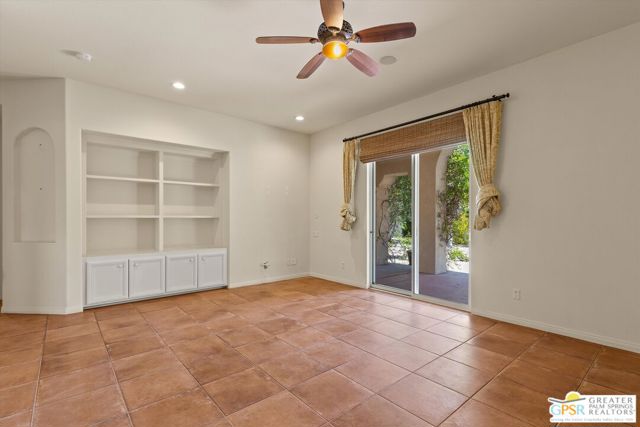 1347 Culver Place, Palm Springs CA: https://media.crmls.org/mediaz/1bc86e6b-24e1-4993-bf66-086e551d882a.jpg
