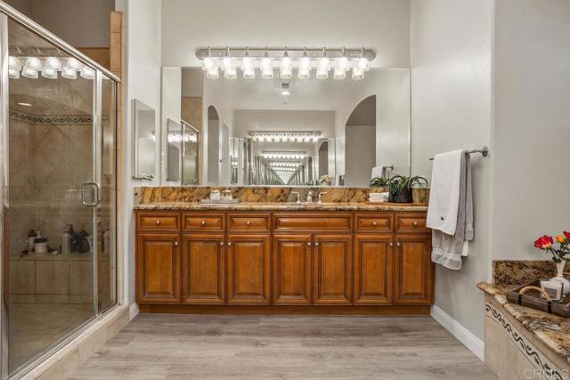 2409 Andersen Lane, Vista CA: https://media.crmls.org/mediaz/1bc89157-ed74-46d4-998e-29ab14fe87ad.jpg