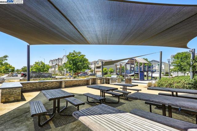 8360 Marine Way, Newark CA: https://media.crmls.org/mediaz/1bc8ed6d-a59f-4220-9eb1-99584bafdf0e.jpg
