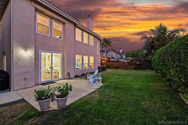 6585 Bluebonnet Dr, Carlsbad CA: https://media.crmls.org/mediaz/1bc9915b-ff1f-4a0c-a28a-b41b6ece5ade.jpg
