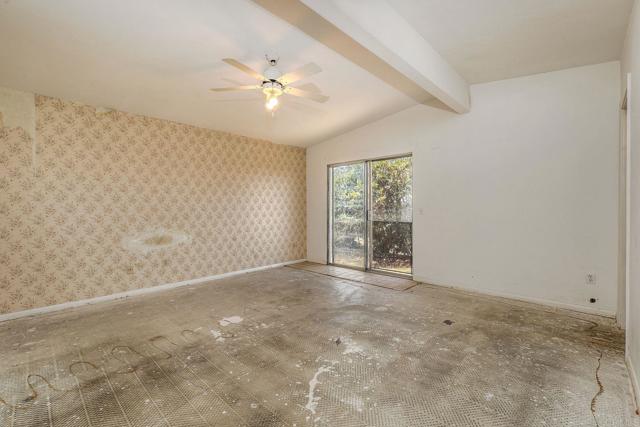 Detail Gallery Image 16 of 23 For 2345 Mira Sol Dr, Vista,  CA 92084 - 2 Beds | 2 Baths