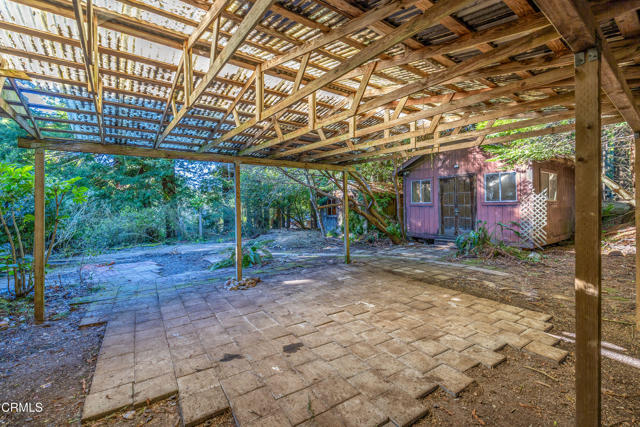 Detail Gallery Image 4 of 12 For 44720 Jack Peters Creek Rd, Mendocino,  CA 95460 - 3 Beds | 2 Baths