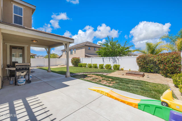 67 Clearwood Street, Fillmore CA: https://media.crmls.org/mediaz/1bcae61c-d502-4e66-ba1d-b167a7a57ad0.jpg