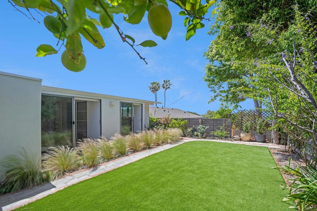 612 8th St. - photo 7