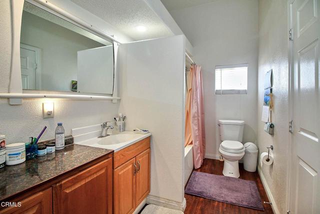 10424 Santa Fe Fire Road, Lucerne Valley CA: https://media.crmls.org/mediaz/1bcc57c7-7503-40aa-b606-9a4fbe070b5a.jpg