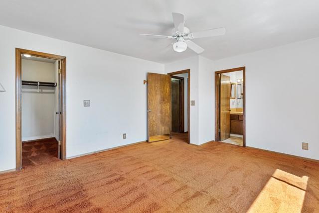 220 Holliday Drive, Hollister CA: https://media.crmls.org/mediaz/1bcce752-1ec9-416f-b680-d1439475220f.jpg