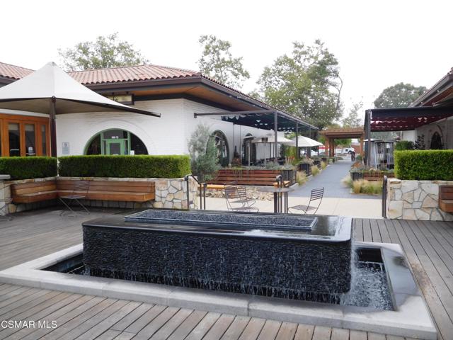 1064 Finrod Court, Westlake Village CA: https://media.crmls.org/mediaz/1bcdd11f-4b9c-4f7f-9756-d22906a2a673.jpg