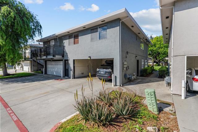 5492 Tradewinds Walkway, San Jose CA: https://media.crmls.org/mediaz/1bce8fad-cd7a-406b-9e09-dbe851c96153.jpg