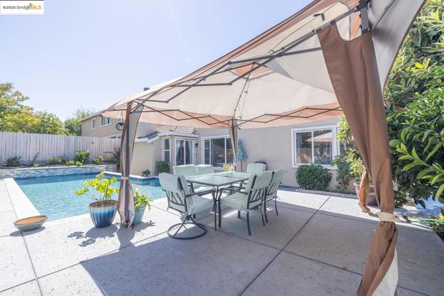 1856 Buck Mountain Court, Antioch CA: https://media.crmls.org/mediaz/1bced0d2-b225-423e-b411-8299da23d382.jpg