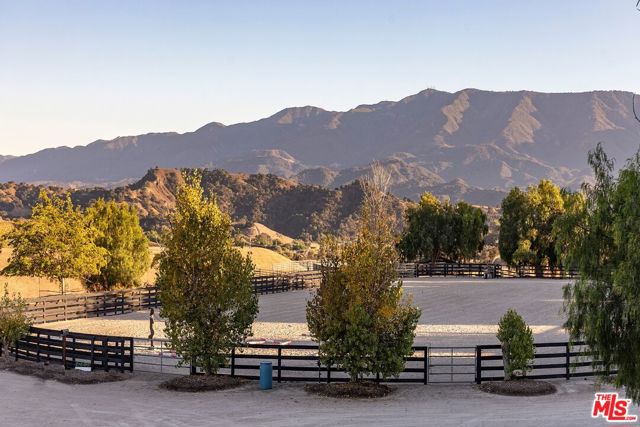 1430 Count Fleet Street, Santa Ynez CA: https://media.crmls.org/mediaz/1bcf4063-1ae5-4309-9cdf-665ba99baaba.jpg