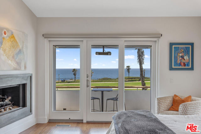 1312 Shoreline Drive, Santa Barbara CA: https://media.crmls.org/mediaz/1bcf4250-0e11-4a13-9894-c7c860c6fc6b.jpg