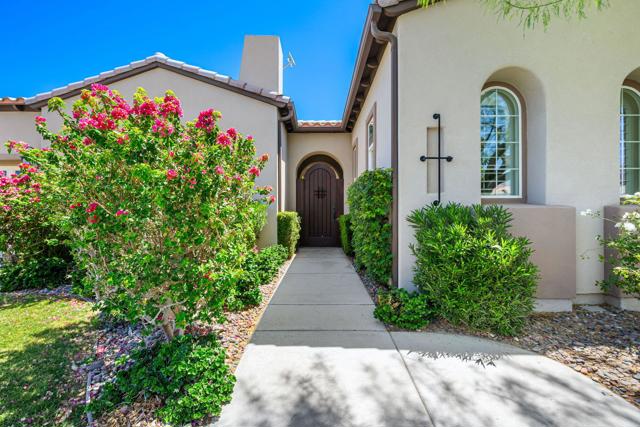61414 Topaz Drive, La Quinta CA: https://media.crmls.org/mediaz/1bcf623c-a025-4b5e-a82c-6aaf58e9e60f.jpg