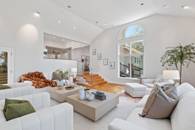 100 Vaquero Way, Redwood City CA: https://media.crmls.org/mediaz/1bcfdce3-b586-4633-ac5f-e4ccf676e4e6.jpg