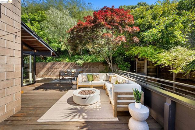 Image 38 of 52 For 85 El Camino Real