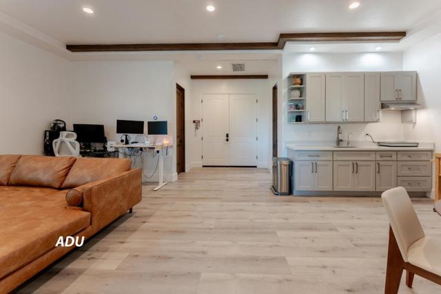 8440 Lovers Lane, Hollister CA: https://media.crmls.org/mediaz/1bd11a69-3999-43d2-869a-f16bfc76a962.jpg