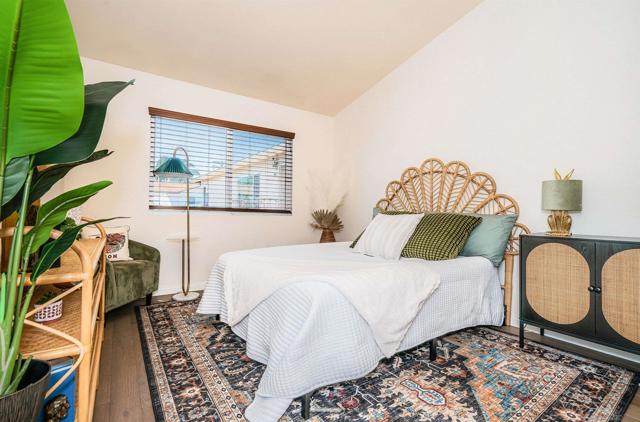 4353 Felton St, San Diego CA: https://media.crmls.org/mediaz/1bd1bde2-c446-4d86-a7eb-9495d116b3b9.jpg