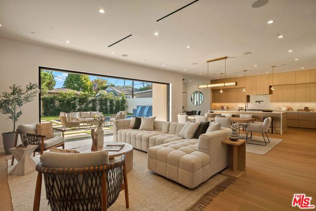 12122 Ivy Place photo 11