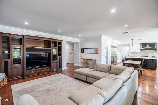 4414 Paseo Santa Rosa, Newbury Park CA: https://media.crmls.org/mediaz/1bd304be-422e-4f4d-b51b-a7cf8320011d.jpg