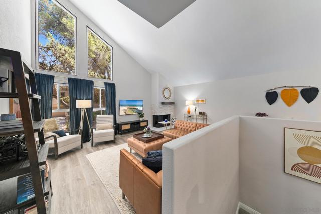4366 Caminito Pintoresco, San Diego CA: https://media.crmls.org/mediaz/1bd32e77-e180-4a09-9ae7-6874c9ef70ad.jpg