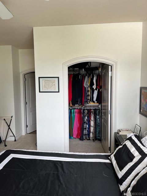 525 11th Ave, San Diego CA: https://media.crmls.org/mediaz/1bd39999-7e39-4ba7-b5b9-5d171de37e5d.jpg