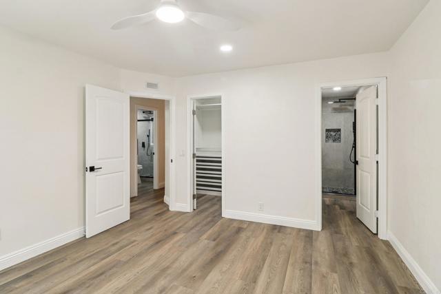 Detail Gallery Image 26 of 32 For 8262 Gilman Dr #1,  La Jolla,  CA 92037 - 2 Beds | 3 Baths