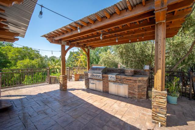 25 Adeline Drive, Walnut Creek CA: https://media.crmls.org/mediaz/1bd82914-7f17-47dc-86d7-980d28f4d5cf.jpg