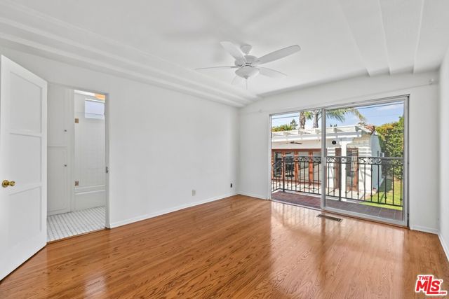 133 N Alta Vista Boulevard, Los Angeles CA: https://media.crmls.org/mediaz/1bd8752b-1c8f-417c-8e68-7134d92e2fa4.jpg
