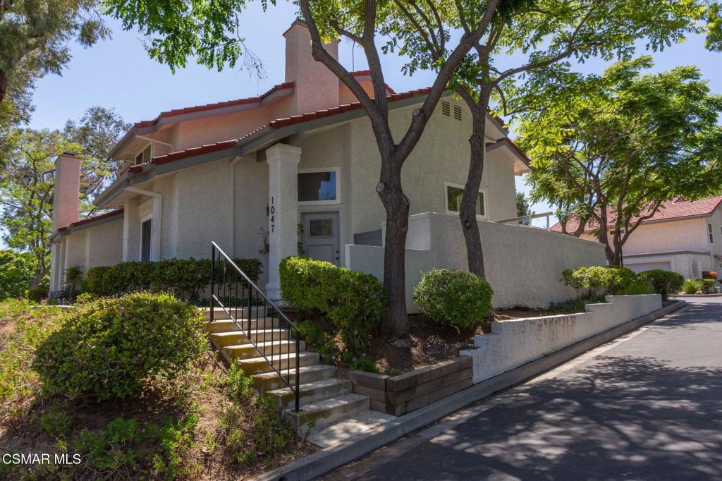 1047 Windmill Lane
