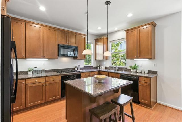211 Peppermint Tree Terrace, Sunnyvale CA: https://media.crmls.org/mediaz/1bdda8d6-c36f-41d0-8abd-fbcaa8c86f79.jpg