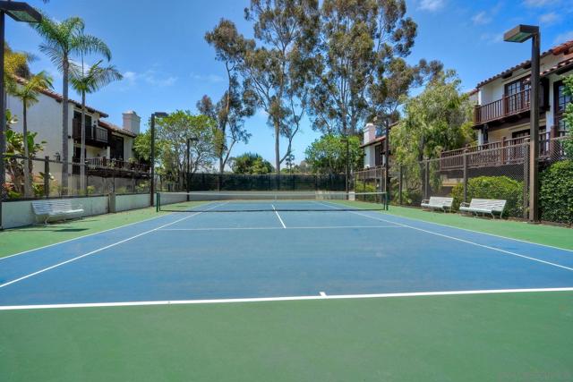 Image 34 of 49 For 8666 Villa La Jolla Drive  4