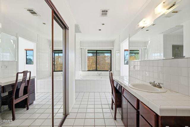 Detail Gallery Image 32 of 37 For 672 W Mendocino St, Altadena,  CA 91001 - 3 Beds | 2/1 Baths