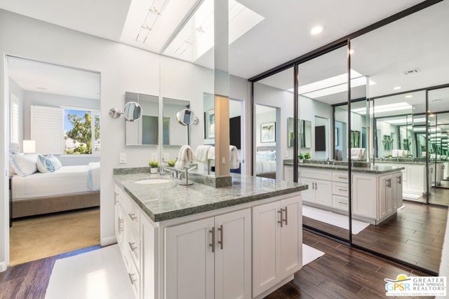 747 Inverness Drive, Rancho Mirage CA: https://media.crmls.org/mediaz/1bde867b-eda9-4d6c-a48f-6de6d6c0d277.jpg