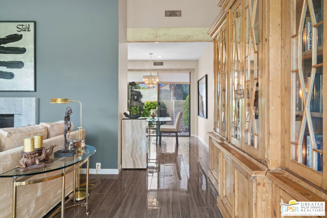 138 Desert West, Rancho Mirage CA: https://media.crmls.org/mediaz/1bdf6ada-5ce2-424b-9c0c-b8cd0beb7bb1.jpg