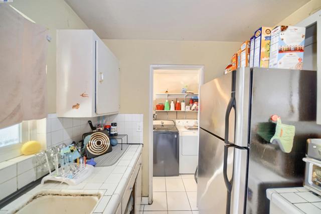 3382 Mount Wilson Dr, San Jose CA: https://media.crmls.org/mediaz/1be00f2f-baa0-4293-9ad0-a62ab0736d03.jpg