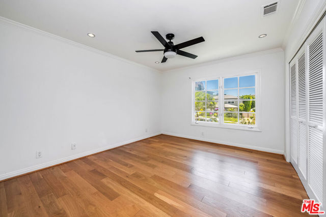 10311 Ilona Avenue, Los Angeles CA: https://media.crmls.org/mediaz/1be0a195-7912-46be-8d30-0afeae3d4a4f.jpg