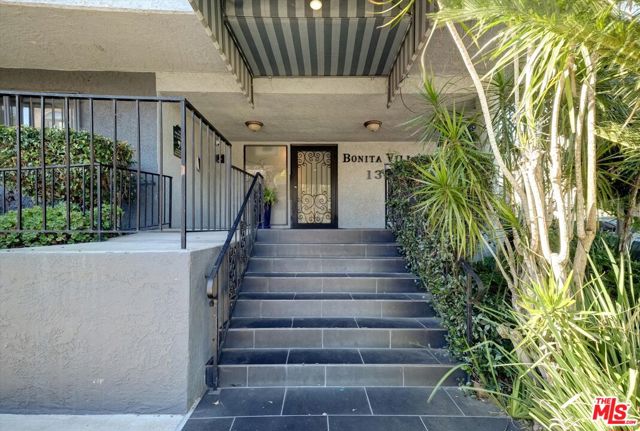 1355 North Sierra Bonita Avenue, 411 photo 1