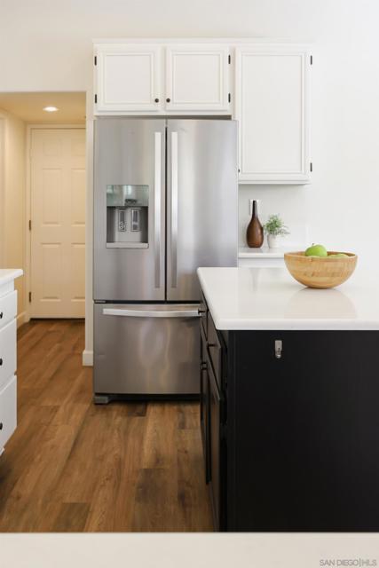 11540 Miro Cir, San Diego CA: https://media.crmls.org/mediaz/1be51eaa-9caa-4c69-8705-5ec5809f6ead.jpg