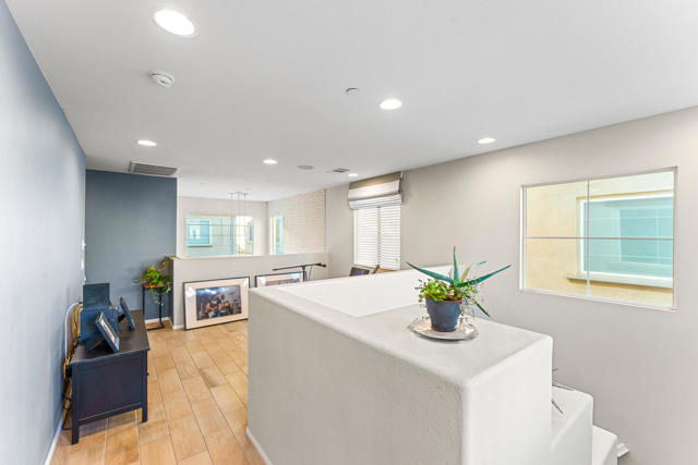 232 Paseo Gusto, Palm Desert CA: https://media.crmls.org/mediaz/1be63698-4633-4495-ae42-8c7bd509f83f.jpg