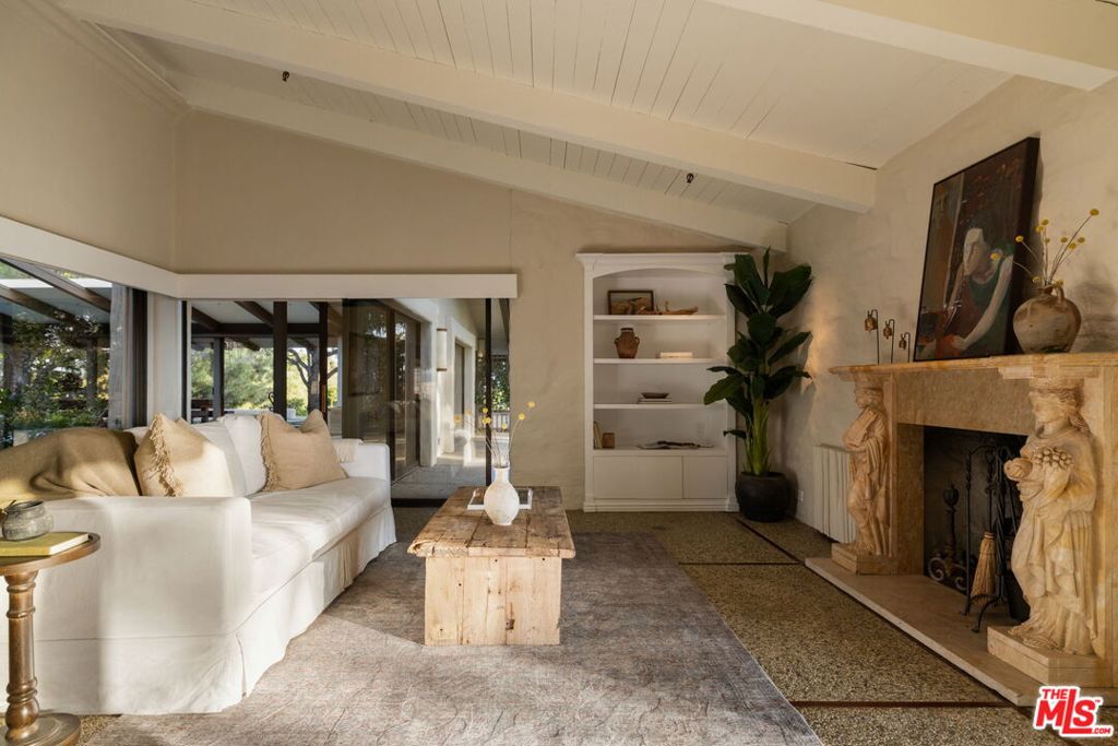 MLS #26835707 image #32