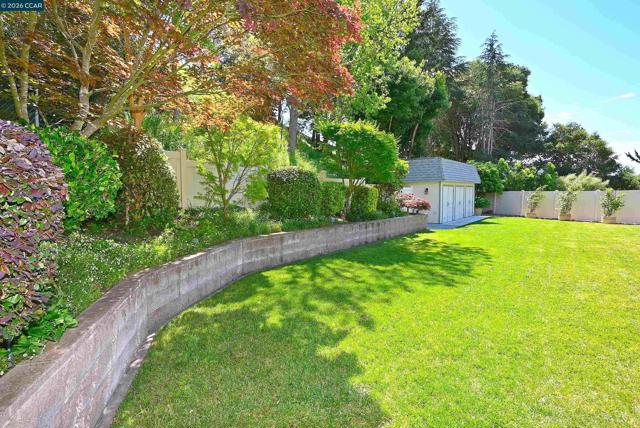 Image 3 of 60 For 2810 Wright Ave