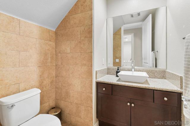 2957 Ranch Gate Rd, Chula Vista CA: https://media.crmls.org/mediaz/1be9f7d1-f88b-403c-9377-ee0bc66d9b79.jpg