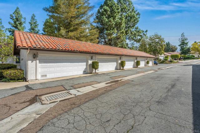 Image 36 of 41 For 16458 Avenida Venusto C  C