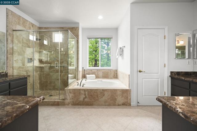 303 Ensley Court, Alamo CA: https://media.crmls.org/mediaz/1bea3336-8101-4890-b2f0-43bd15d3bf32.jpg