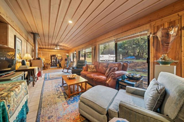 17533 Humbug Creek Road, Glencoe CA: https://media.crmls.org/mediaz/1beac7cc-636d-4ad5-8b59-6f64b386c4f7.jpg