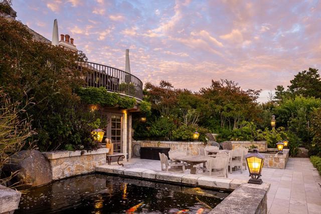 2 La Pradera Lane, Carmel CA: https://media.crmls.org/mediaz/1beadd99-729c-45d9-91dc-0cb55d914221.jpg